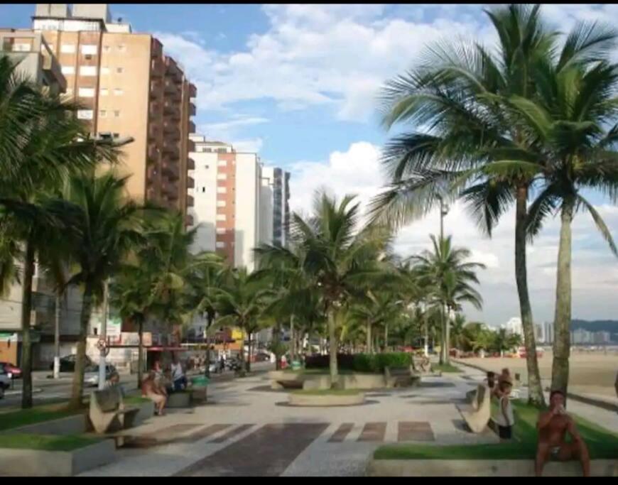 Apartamento 2 Dormitorios E Sacada Gourmet Frente Ao Mar 프라이아 그란데 외부 사진